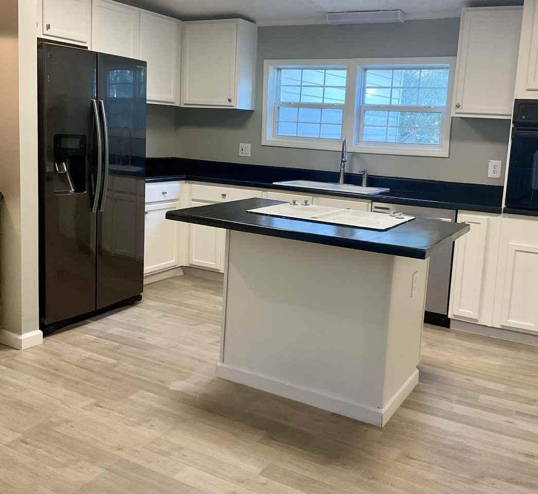 1110 Fifty Lakes Dr #NA - Photo 3 of 15