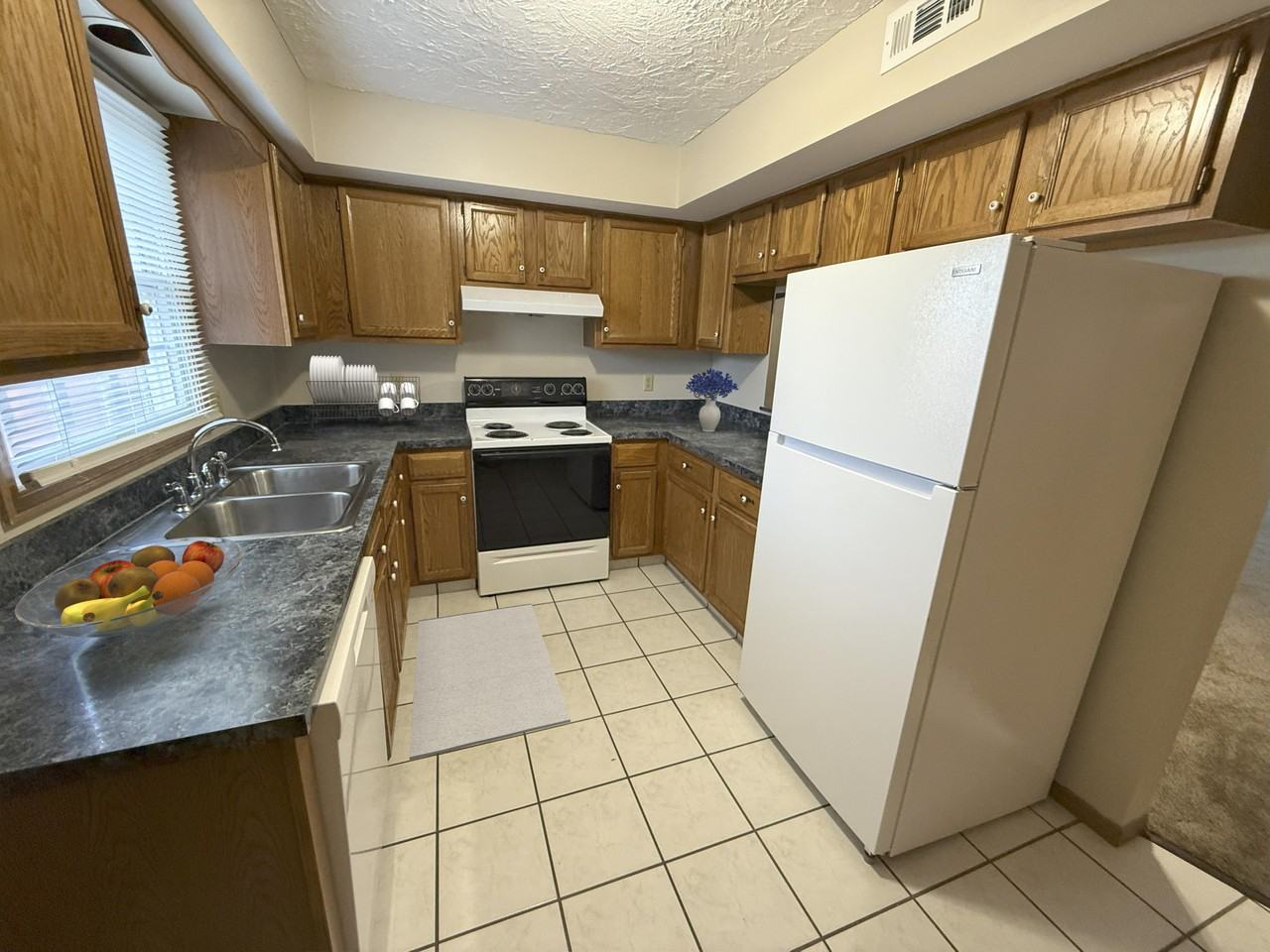 10026 Delores Dr #C - Photo 3 of 14