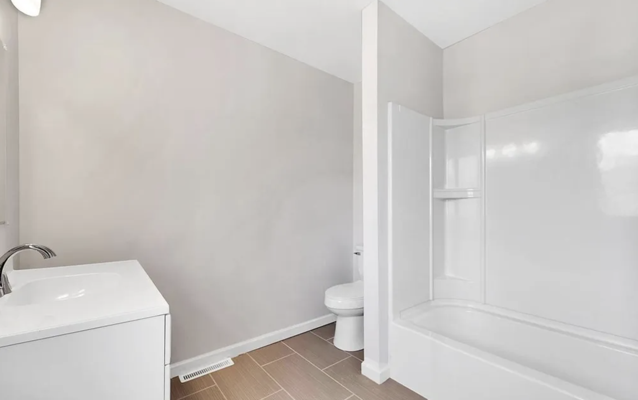 162 Marlyn Ln #NA - Photo 3 of 11