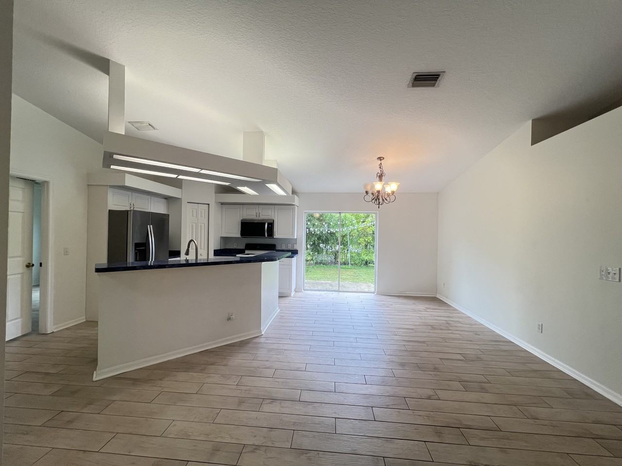 4915 Barcelona Ave #NA - Photo 2 of 13