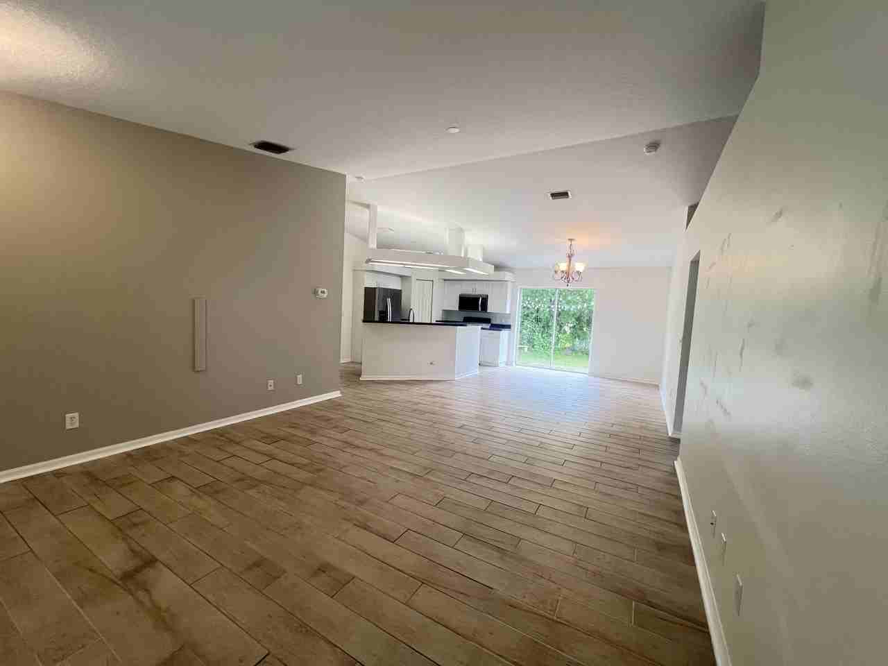 4915 Barcelona Ave #NA - Photo 3 of 13