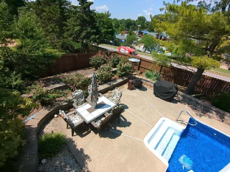 8 Parkrose Ct #NA - Photo 7 of 48