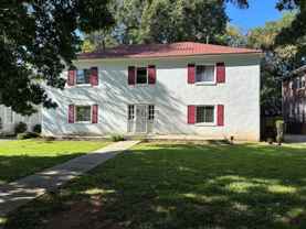 2326 E 7th St #B - Photo 1 of 1