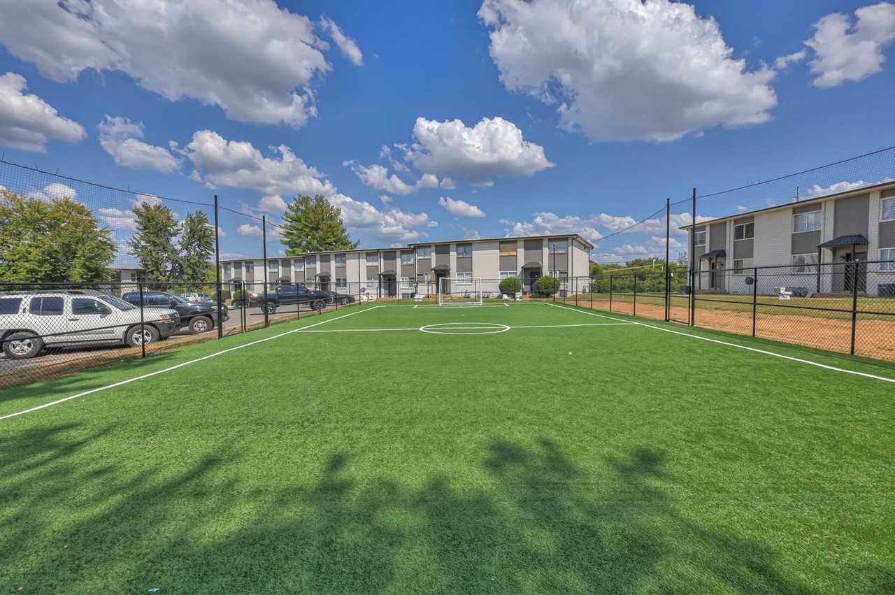 Avery Apartments - Photo 7 of 53