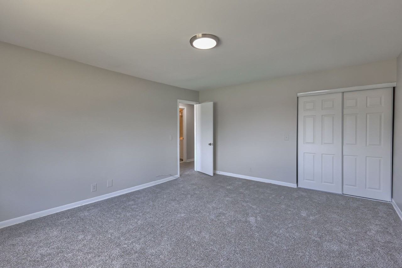 Avery Apartments - Photo 5 of 53