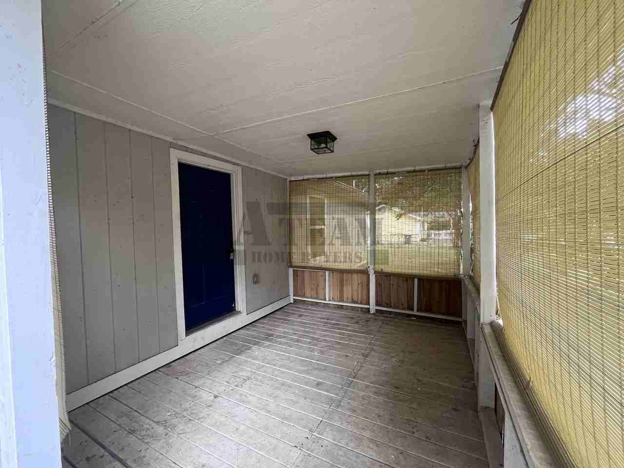 160 Forest Ln - Photo 3 of 34