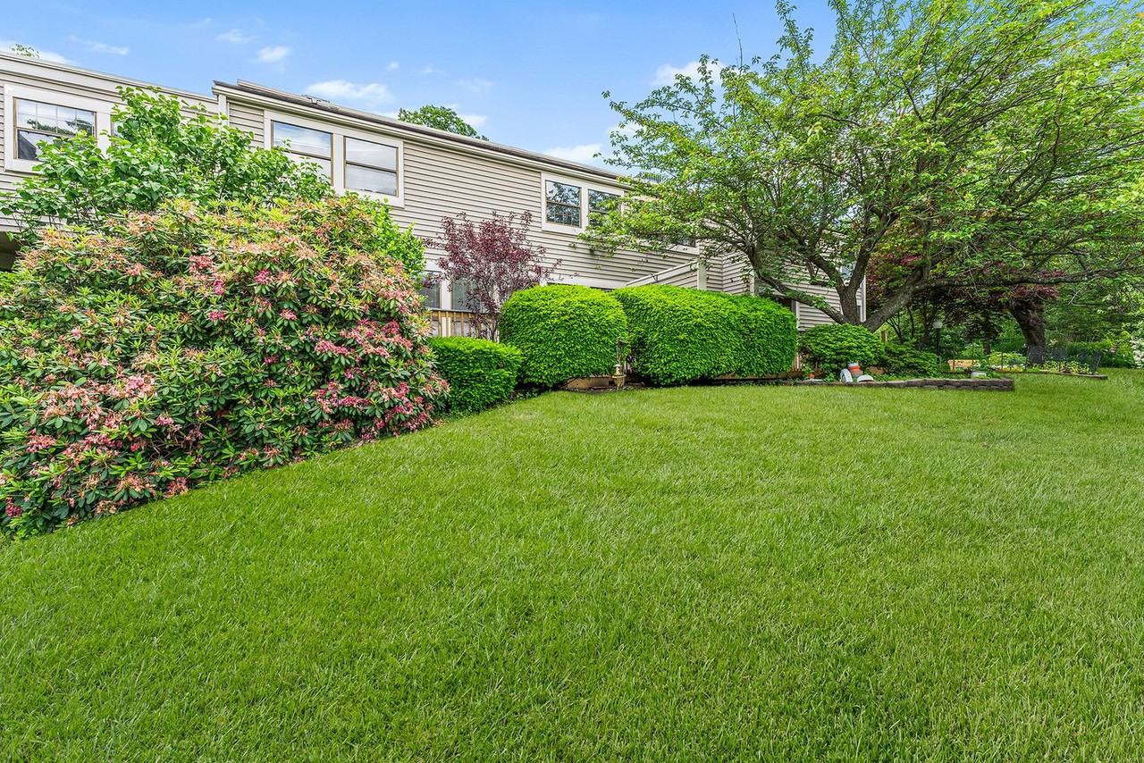 3 Clemens Court - Photo 2 of 16