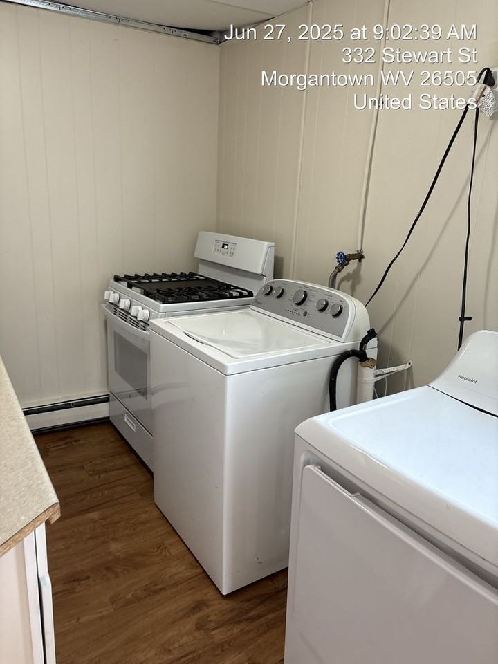 332 Stewart St. - Photo 4 of 31