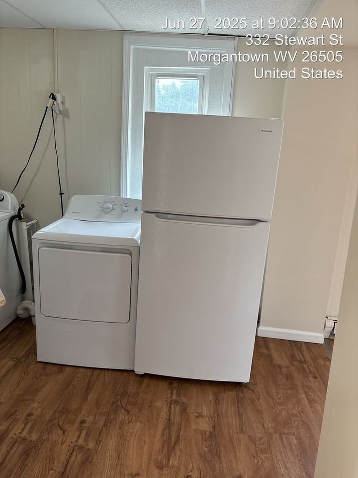 332 Stewart St. - Photo 5 of 31