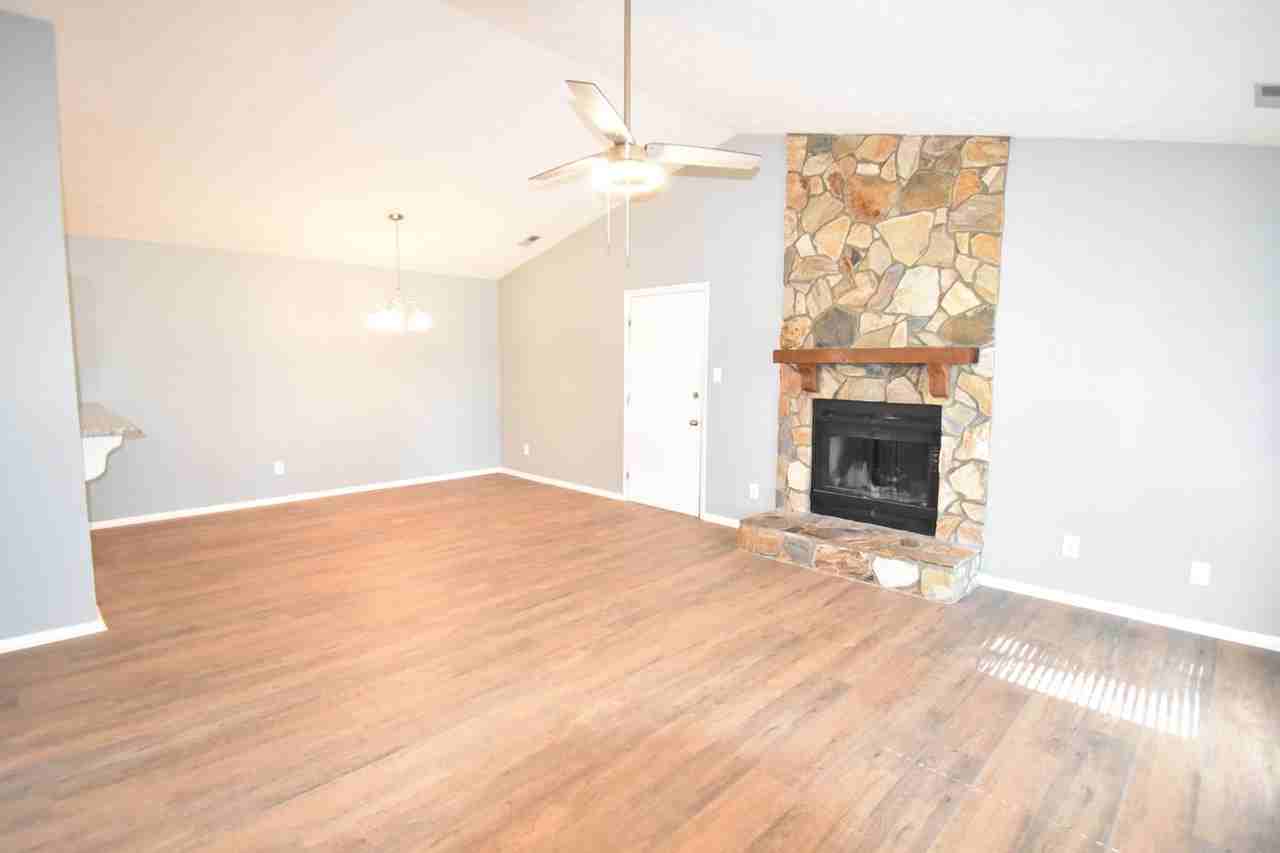 1909 Tryon Dr #7 - Photo 3 of 18