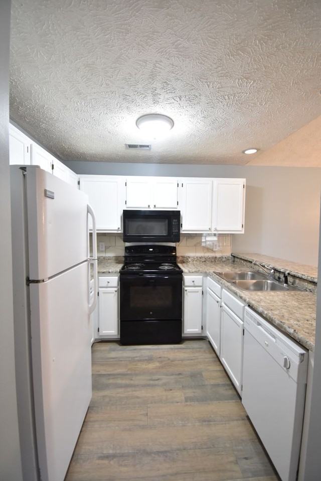 1909 Tryon Dr #7 - Photo 7 of 18