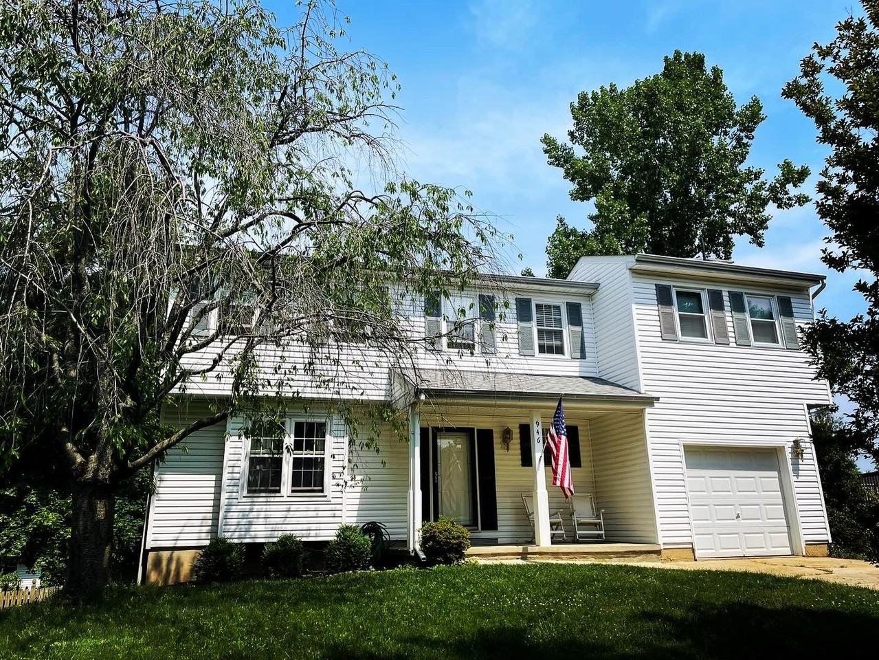 946 Aqua Ct - Photo 2 of 50