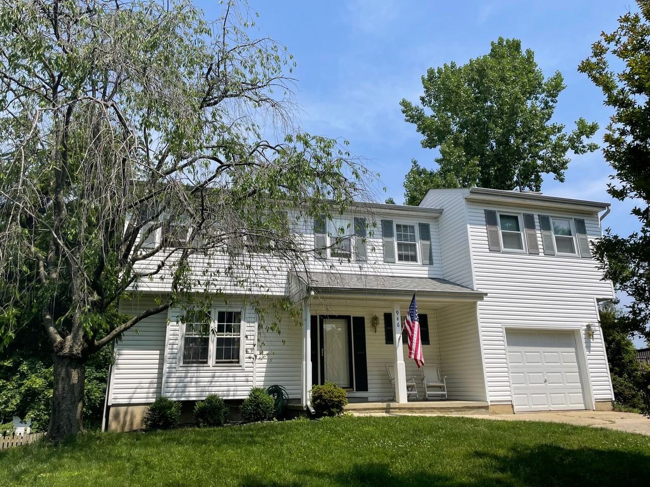 946 Aqua Ct - Photo 3 of 50