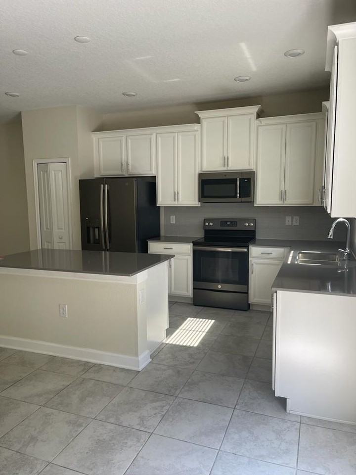 2919 Verse St - Photo 4 of 16