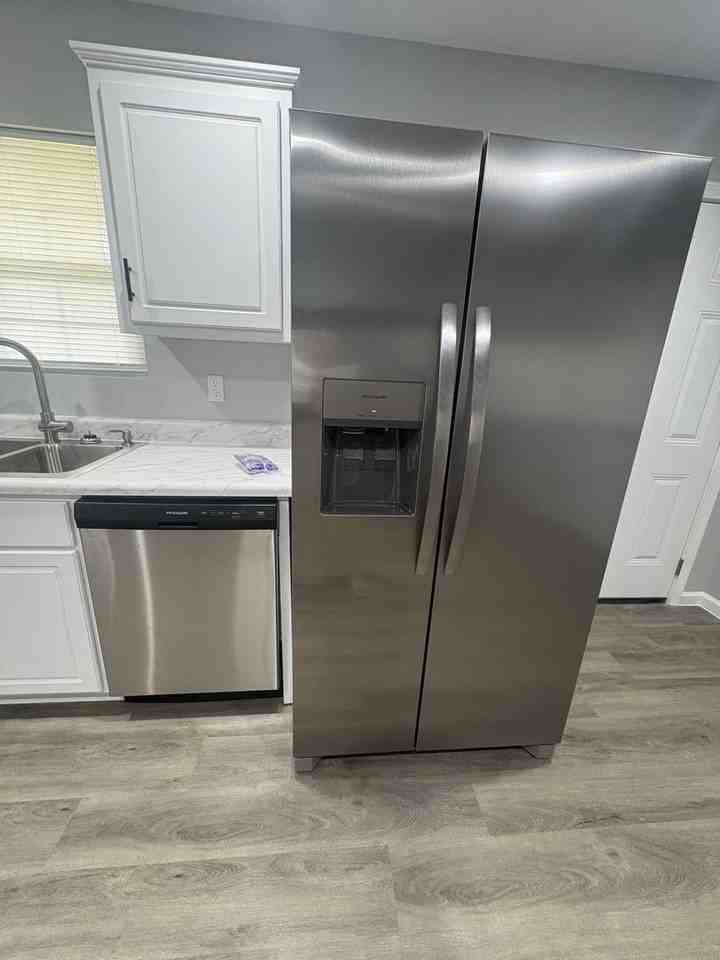 156 Hunington Cir - Photo 3 of 15