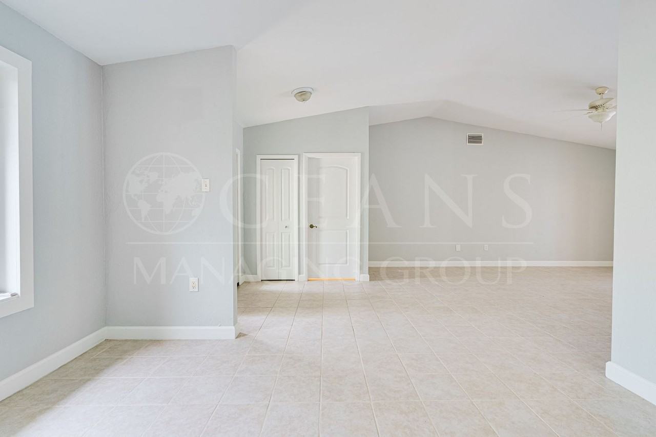 6 Saint Johns Place - Photo 7 of 33