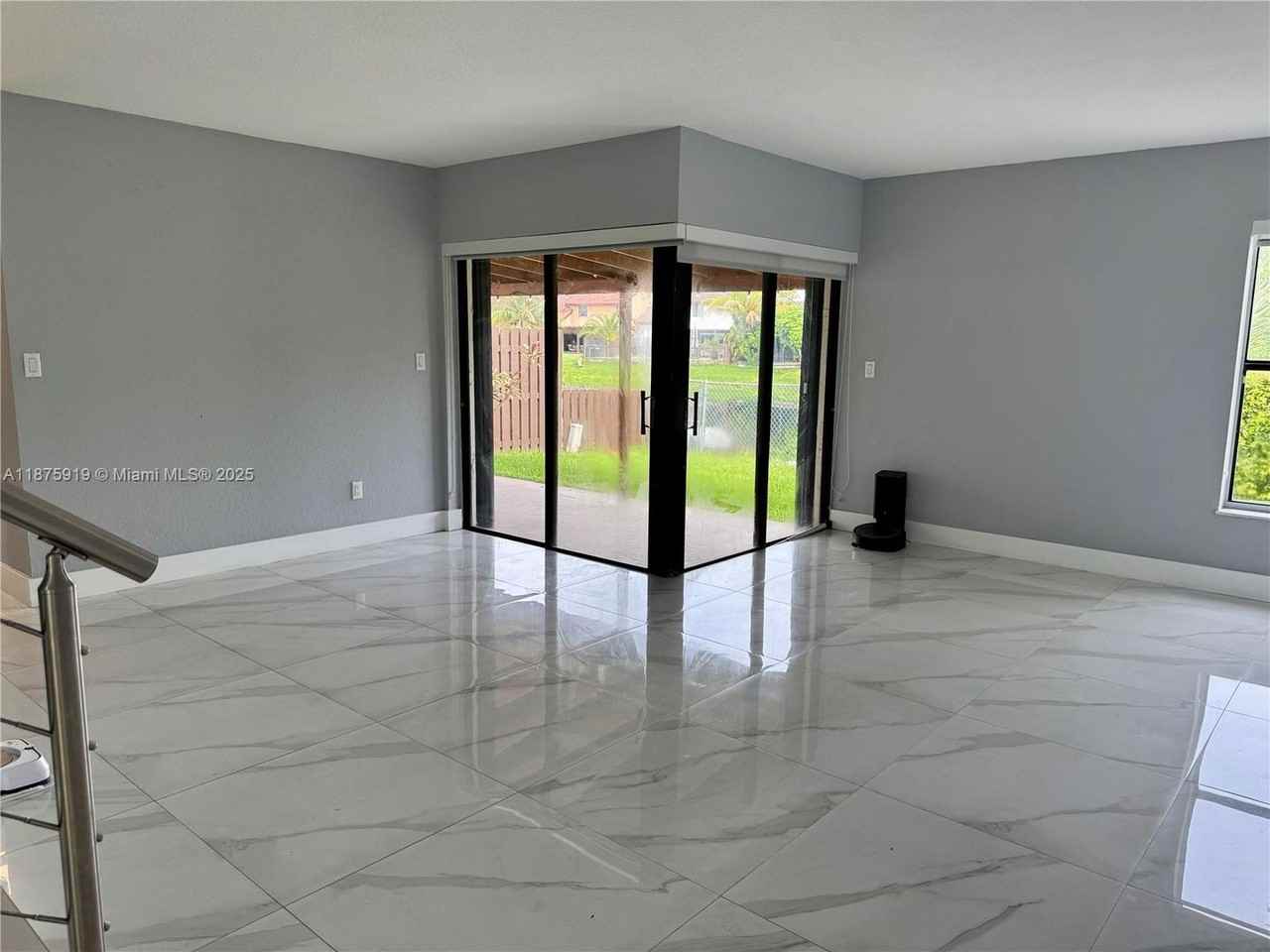 12705 Sw 66th Terrace Dr - Photo 6 of 20