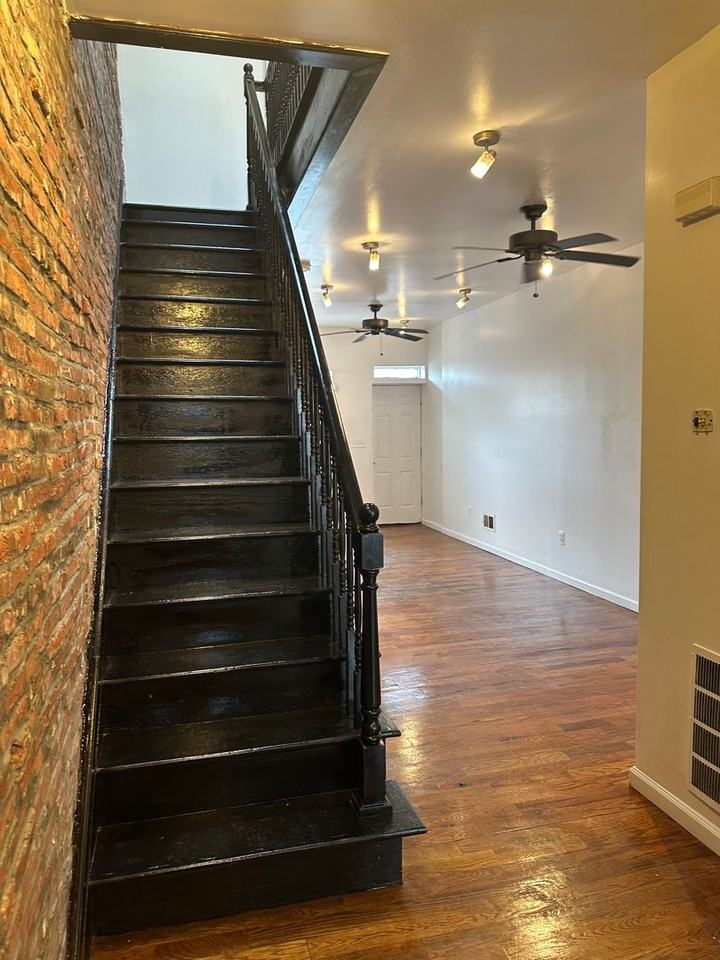 1828 N Port St - Photo 5 of 22