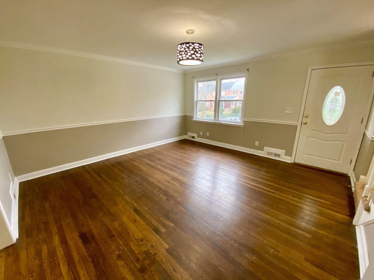 1604 Pentwood Road - Photo 4 of 20