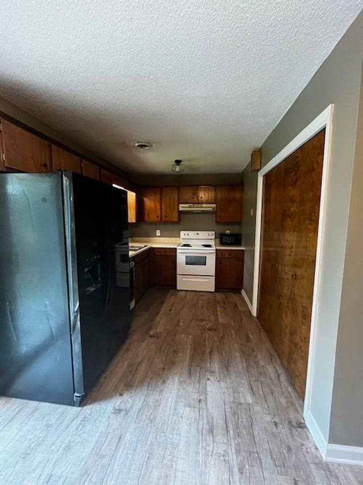 159 Durkee Rd Ne - Photo 3 of 11