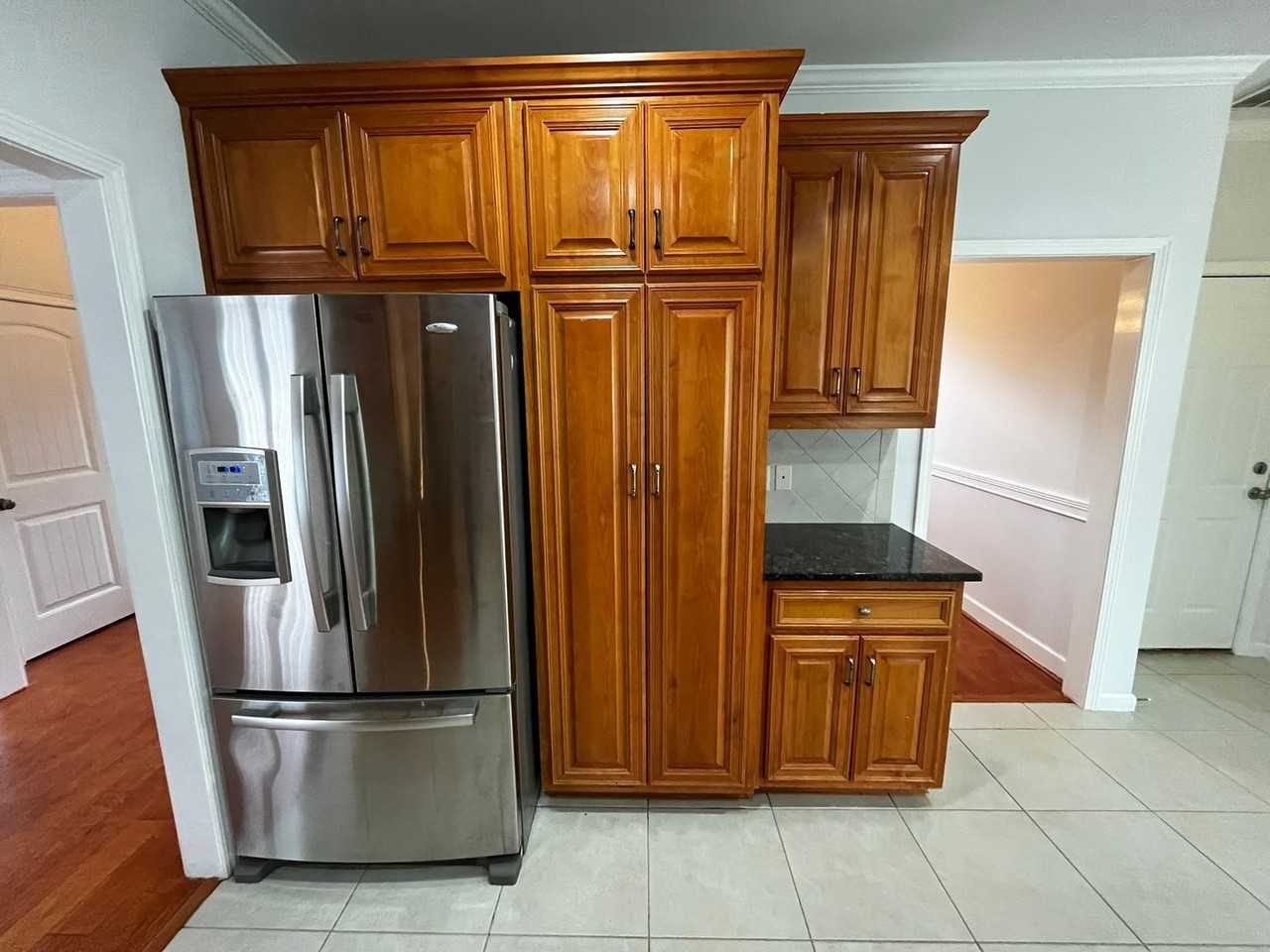 7013 Imperial Way - Photo 4 of 50