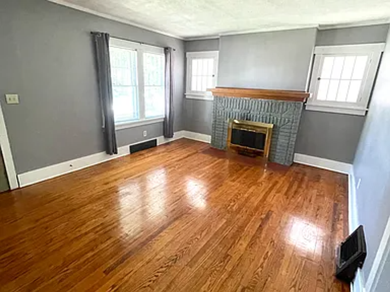 2585 Ida St - Photo 3 of 11