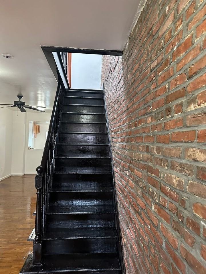 1809 N Port St - Photo 2 of 16