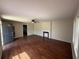 1413 Brook Ave - Photo 1 of 1