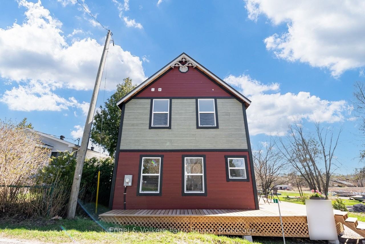 7 Av Holland - Photo 3 of 48