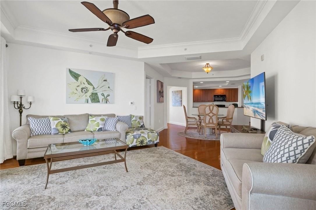 2745 1st St Apt 2306 #2306 - Photo 4 of 31