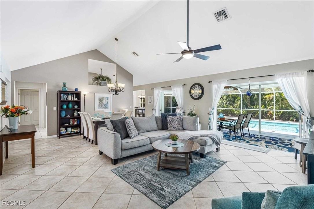 620 Se 21st Ter - Photo 6 of 30