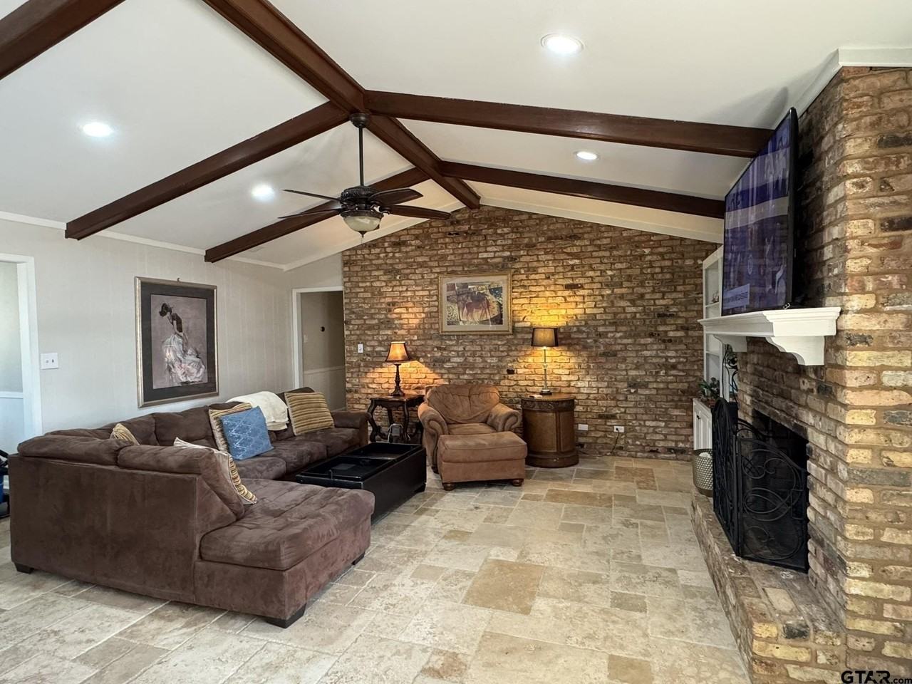 1401 Kidd Dr - Photo 5 of 41