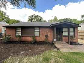 4572 Violet Ave - Photo 1 of 1