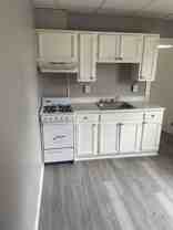 139 Laurel Ave - Photo 1 of 1