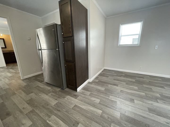 38013 Chilver Avenue #381 - Photo 7 of 25
