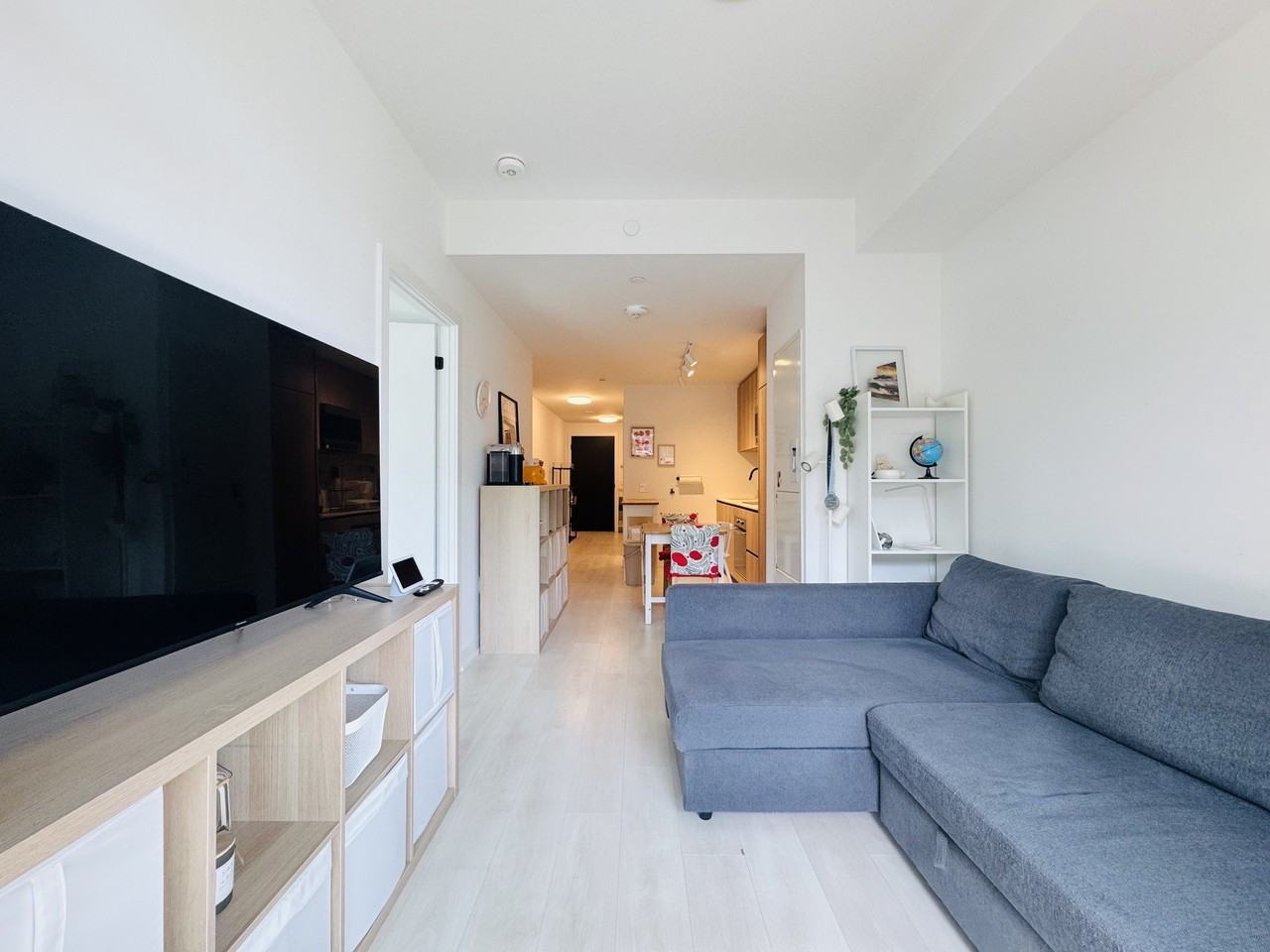 127 Broadway Avenue #803 - Photo 4 of 18