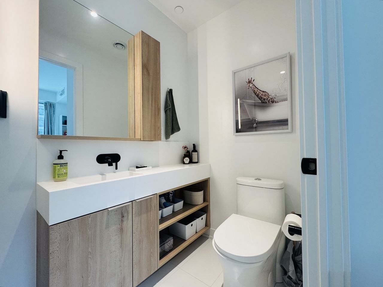 127 Broadway Avenue #803 - Photo 7 of 18