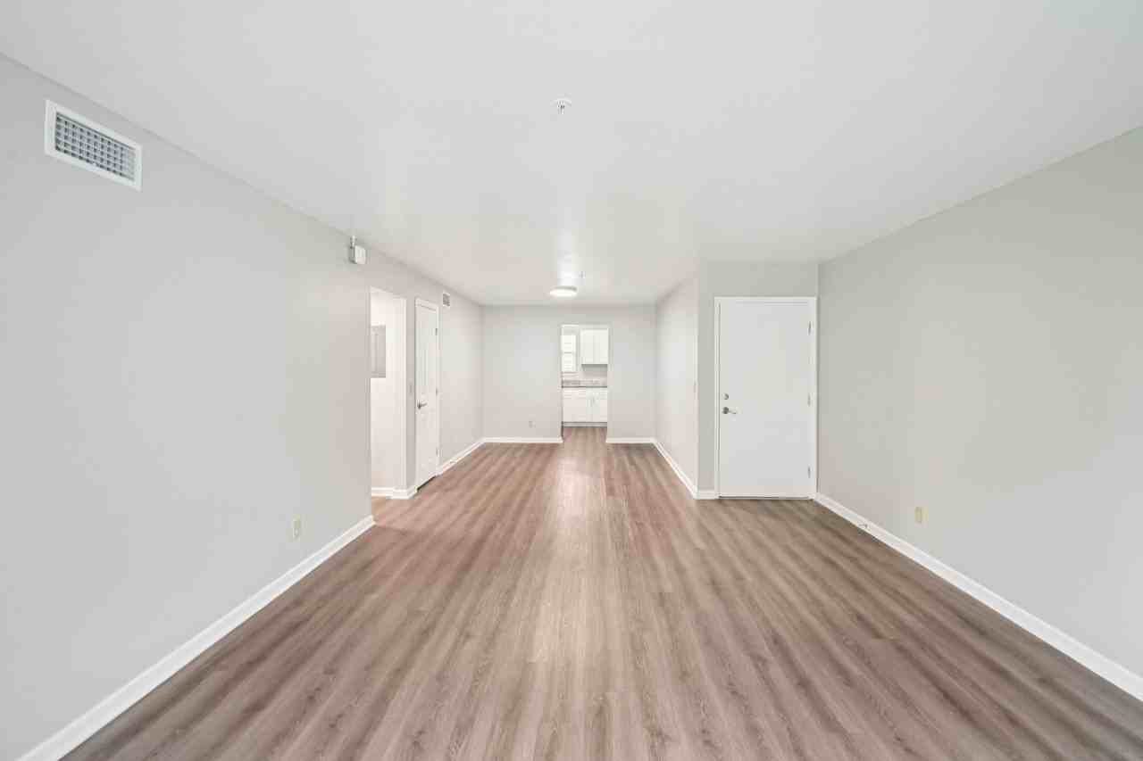 Jacksonville Heights Apartments Homes - Photo 7 of 50