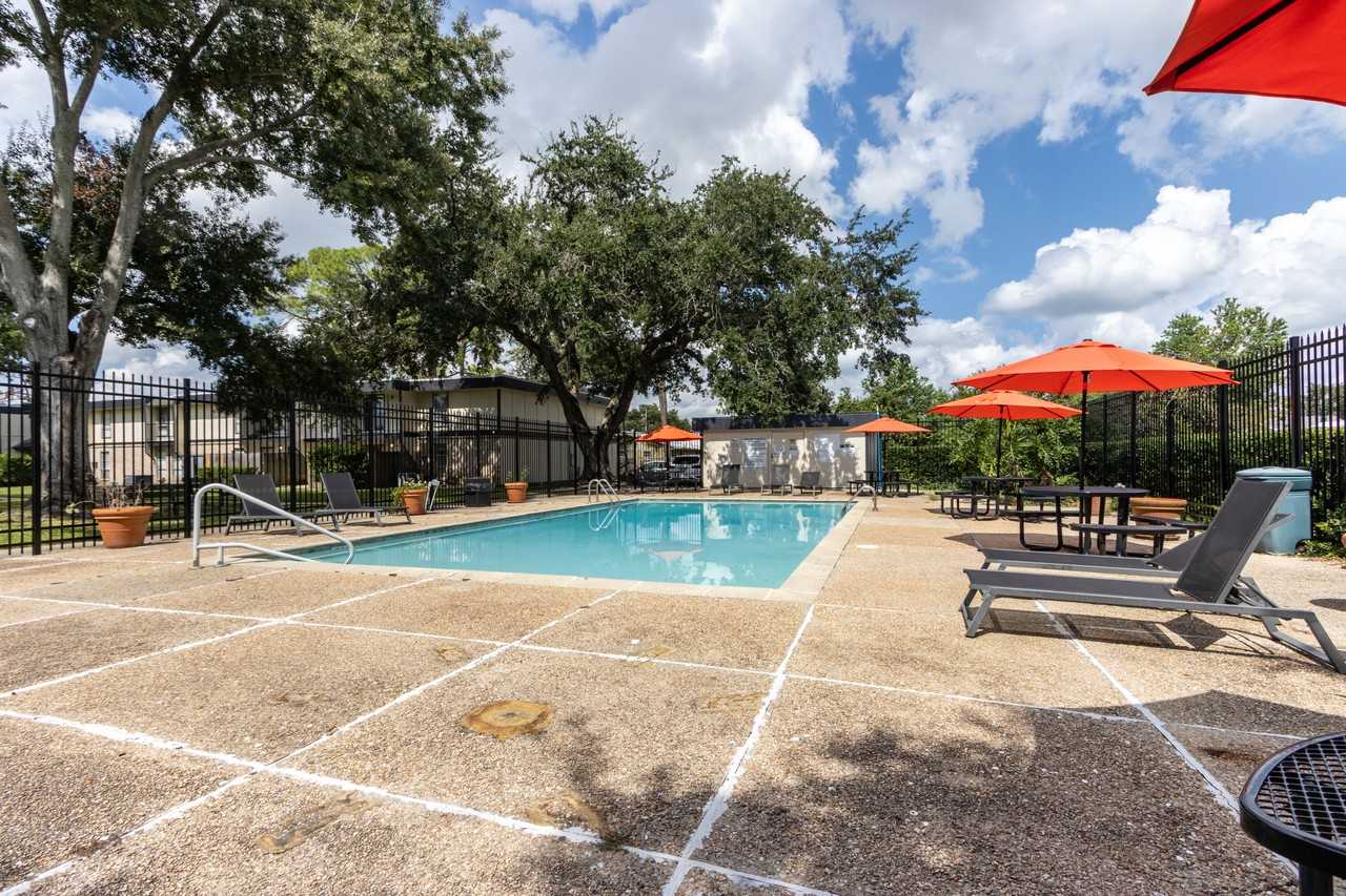 Acadia Park Apartments - Photo 5 of 89