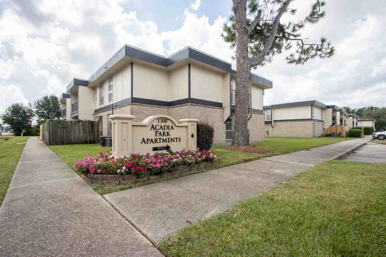 Acadia Park Apartments - Photo 7 of 89