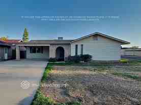7215 W Cavalier Dr - Photo 1 of 1