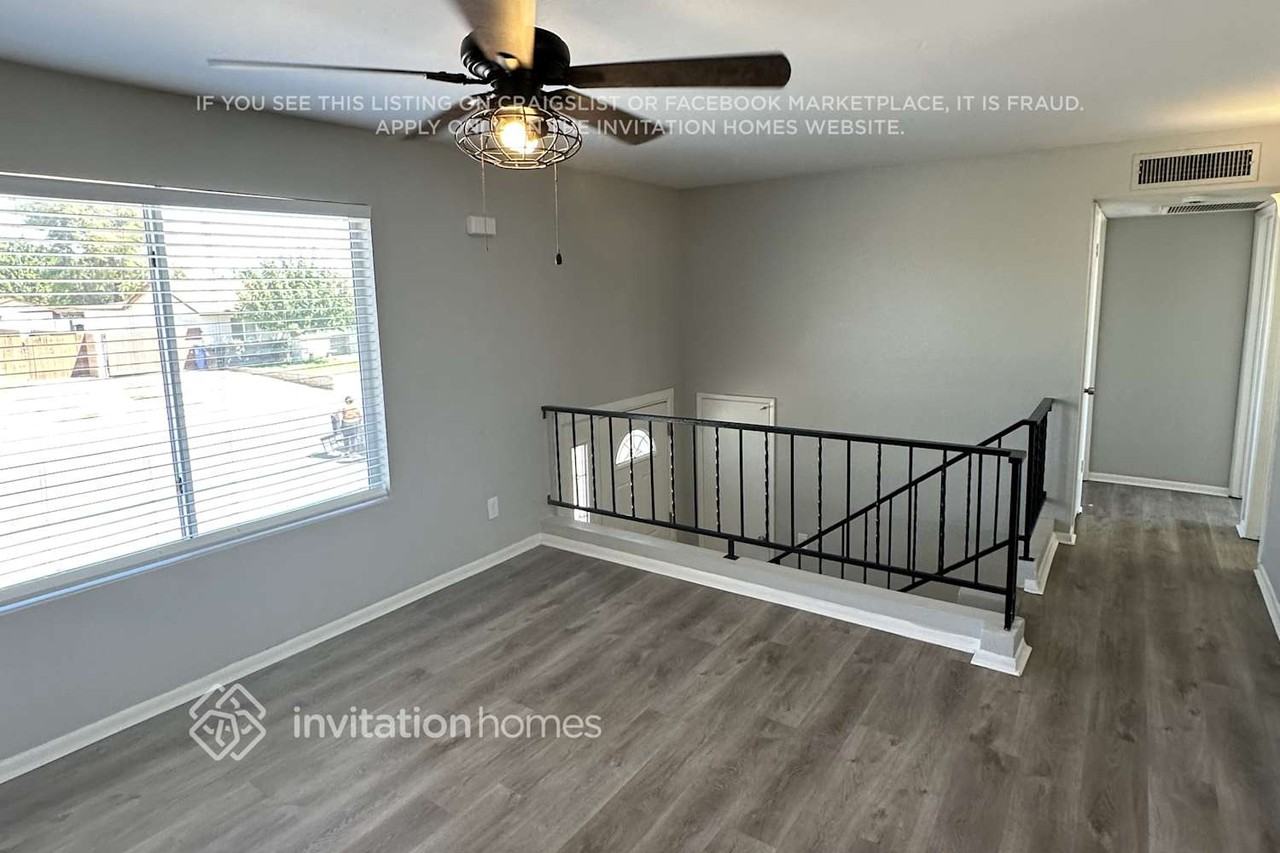 3807 W Columbine Dr - Photo 2 of 12