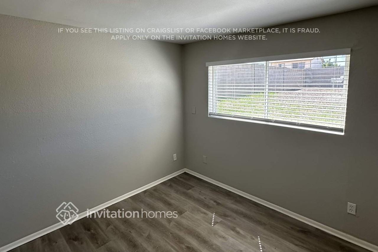 3807 W Columbine Dr - Photo 5 of 12