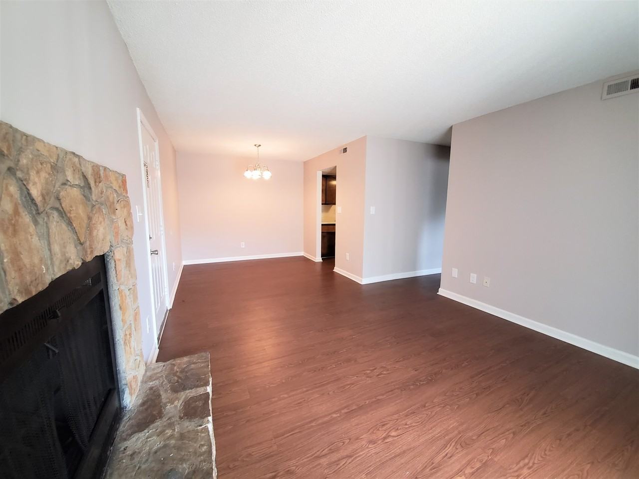 Pinehurst Apartments - Photo 2 of 12