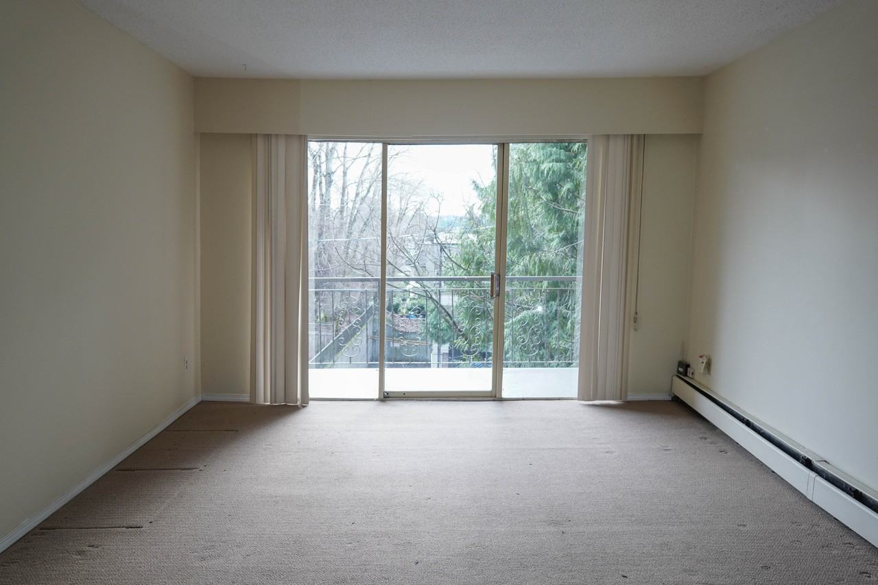 1010 6th Avenue - Photo 3 of 7