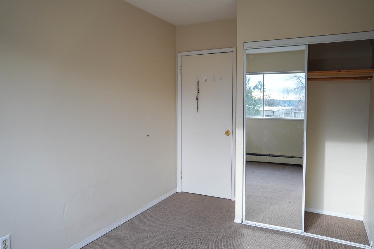 1010 6th Avenue - Photo 6 of 7