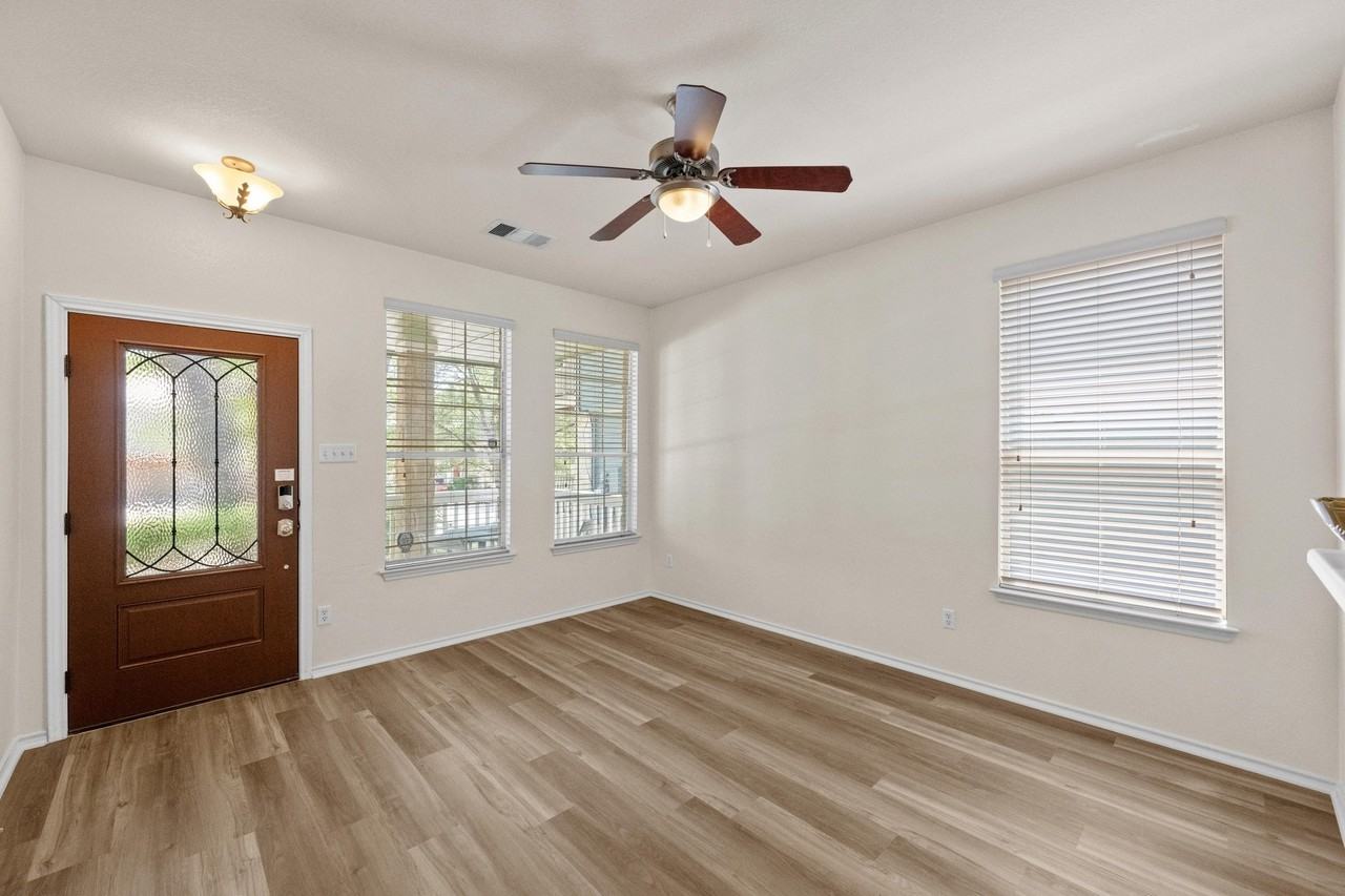 2113 Campfield Pkwy - Photo 5 of 43