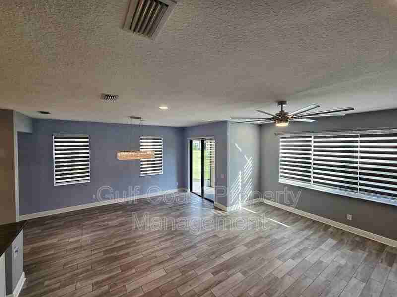 5191 78th Circle East - Photo 6 of 30