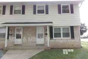 featured image of 6400 N 73rd St