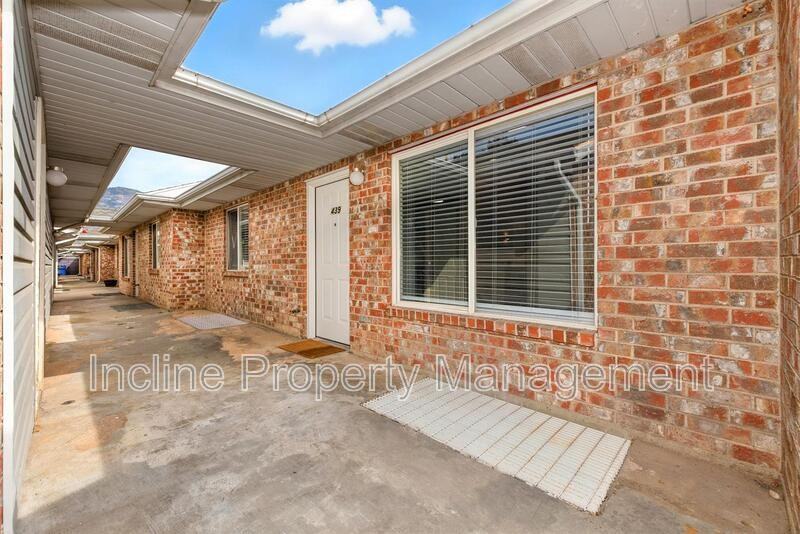 439 Es - Photo 2 of 20